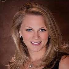 Heather Reinke's Instagram, Twitter & Facebook