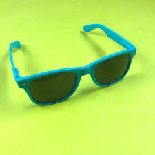 There are two versions of the alabama whitman costume you can choose from. How To Be Alabama Worley From True Romance For Halloween Strength Of Love