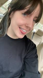 Hey yall so my fiancé just got braces and they said his teeth are going to  hurt for a while and my be difficult to eat neither of us had braces so