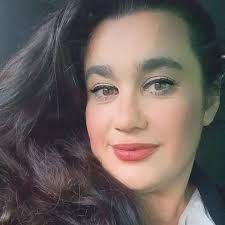 BELLA MEGERA (Encantados Livro 1) (Portuguese Edition) eBook : NUNES, MANDY,  Gomes, Victoria: Amazon.it: Kindle Store