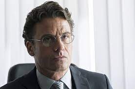 Prodded by his supervisor grabowski to check out the anonymous informer who offers the tax office a 'leaks' cd on munster socialites, ekki hires wilsberg. Wilsberg Munsterleaks Kritik Zum Film Tittelbach Tv