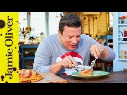 Veggie Christmas Pithivier Pie Jamie Oliver Youtube Veggie Christmas Jamie Oliver Recipes Sweet Potato Muffins