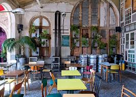 La Recyclerie Le Nouveau Concept Pour Chiner A Paris Restaurant Paris La Recyclerie La Recyclerie Paris