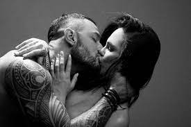 W hile small, feminine designs, such as butterflies, fairies, flowers, vines, etc., score high on the attractiveness meter, designs that are primarily associated with men, such as barbed wires, are not commonly liked, and so are full sleeve tattoos. Do Girls Like Guys With Tattoos Here S The Science