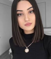 Epingle Par Nazgungut Sur Short Hair Is Goal Cheveux Cheveux Mi Long Coupe De Cheveux