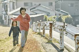 Movie won the palme d'or award, which is the highest prize awarded at the cannes film festival. Shoplifters 2018 1 2 3 5 4 As They Live As A Family Seongyong S Private Place