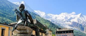 Let yourself be guided by your desires in all the activities proposed. Chamonix Information