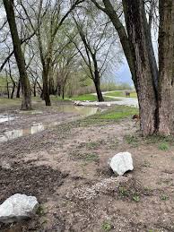 Roberts Bluff Access Camping