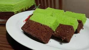 Tunggu selama lima menit sebelum dikeluarkan dari loyang. Resep Bolu Kukus Loyang Sederhana Lembut Dan Enak Aroma Rasa