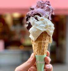 This recipe is enriched with milk powder for stability whereas many ice creams use additives. Terlihat Mirip Ini Perbedaan Antara Es Krim Gelato Dan Sorbet Merahputih
