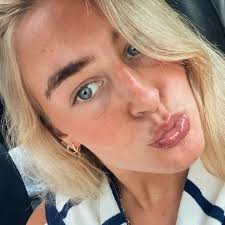 mallory rose ✞ ✨🤍🪽💌 (@malloryshustock) • Instagram photos and videos