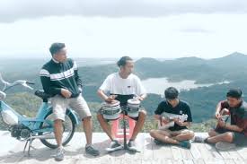 Lirik Dan Chord Lagu Perlahan Guyonwaton