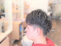 高校生パーマ風スタイリングツーブロックスタイル動画付き詳細記事はこちらです セブンカタログ137 サロンセブン パーマ ツイストパーマ 髪型 ツイスト