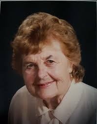 Helen Blakeslee's Instagram, Twitter & Facebook