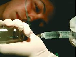 Y la eutanasia pasiva, que supone la suspensión de cualquier tratamiento médico, además de la eliminación de la alimentación del paciente, con lo que finalmente sucederá la muerte. Eutanasia Debe Ser Pasiva Y No Asistida Presidente Del Congreso Nacional Caracol Radio