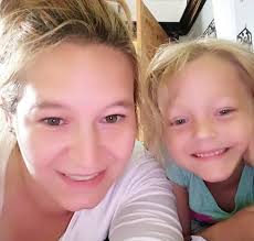 Elle s’enlève la vie à seulement 10 ans car elle était «tannée de faire  semblant d’être heureuse»