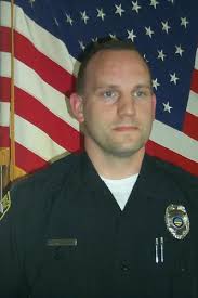 Announcement: Three police officers get promoted in Bainbridge