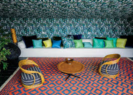 Tr aditional 1/2(1.25cm) hexagonal open weave pattern. In Italy A Fabric Designer S Wildly Colorful Home The New York Times