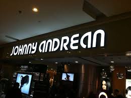 Trend harga potong rambut johnny andrean 2020 semakin semarak dengan inovasi dari para hairstylish, karena trend rambut 2020 setiap tahun merupakan hal wajib untuk menunjang penampilan. Johnny Andrean Buka Tiga Salon Premium Tahun Ini