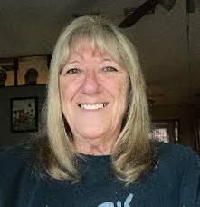 Jill Lux's Instagram, Twitter & Facebook