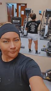 Kimberly Crow ♈️ (@kimcrow34)