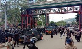 Soal jalan trans papua, gubernur lukas enembe: West Papua Conflicting Reports Surround Attack That Killed Up To 31 World News The Guardian