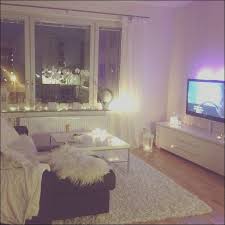 If you are living in a studio apartment and. 12 Unique Cute Decor For Apartments Photos Inexpensive Apartment Decorating Apartment Bedroom Decor Small Apartment Decorating