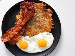 Transfer the potato and onion to a bowl lined with a clean tea towel. Crispy Shredded Hash Browns Recipe