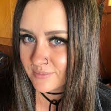 Lexie Singleton (lexiemarie2323)