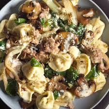 Tortellini With Italian Sausage Fennel And Mushroom Recipe Tortellini Recipes Fennel Recipes Tortellini