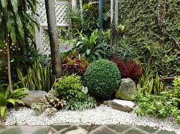 When landscaping a small yard, it's important to take advantage of vertical space. Landscapedesign Front Yard Landscape Design Philippines