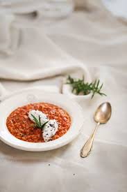 Das Ist Ein Rezept Fur Eine Mediterrane Tomatensuppe Tomatensuppe Tomaten Suppe Rezepte