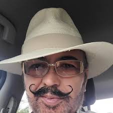 📢❗Llevate un perfume LA VIDA ES BELLA más un labial acabado mate a elegir  por $220 Entrego en soriana o centro 7551400006