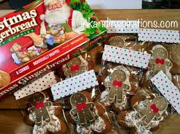 From peppermint blondies to snowflake sugar cookies make these easy treats for kids to decorate on a cold sunday afternoon. Easy Christmas Gingerbread Treats Ink And Inspirations