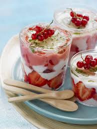 Recette Verrines De Fruits Rouges Au Fromage Fouette Recette Verrine Fruit Rouge Verrine Fruit Recette Verrine