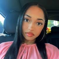 600+ "Serena" profiles