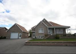 Maison De Plain Pied A Vendre 10 Rue Girard Forestville Coup De Chance Maison Haut De Gamme Sous Le Prix De L Evaluation Marcha House Styles Home House