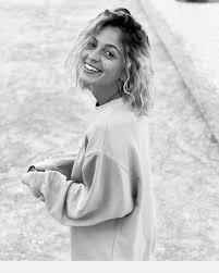 Atriz representada pela lisbon artists. Bruna Quintas Brunasantosquintas Fotos E Videos Do Instagram Girl Inspiration Open Shoulder Tops Women