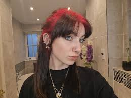 Ghost roots 👻😍 how incredible does my client look!! Would you dare?  #ghostroots #bleachwork #crazycolour #standout #creative #fun #oundle #love