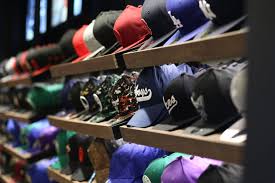 Visit espn to view the new york yankees team schedule for the current and previous seasons. New Era La Marca Americana De Gorras Abre Tienda En Plaza San Miguel