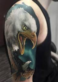 Black And White Eagle Tattoo Angry Eagle Tattoo On Right Half Sleeve Black And White Eagle Tattoo Aguia Careca Tatuagem De Aguia Tatuagem Passaro