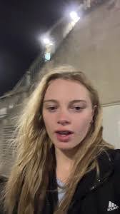 Keeley Simpson's Instagram, Twitter & Facebook