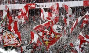 Mit fokus auf die südkurve entstand diese aufnahme in der heimspielstätte vom 1. Pin Auf 1 Fc Koln