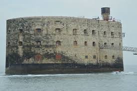 Oysters cultivated here are shipped across europe. Hd Wallpaper Charente Fort Boyard Charente Maritime Landscape Fortification Wallpaper Flare