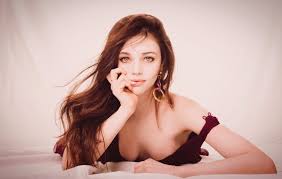 India Eisley - Free pics, galleries & more at Babepedia