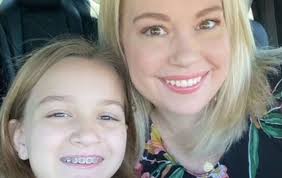 Wie wil internetsensatie "Side-eyeing Chloe" kopen als digitaal kunstwerk? 