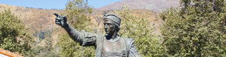 Gift of Columbus Statue Finds Home on Academic Quadrangle | Thomas ...