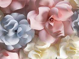 Paper Flowers Uk Flower Wall Decor Paper Flower Wall Large Etsy In 2020 Paper Flowers Paper Flower Wall Giant Paper Roses