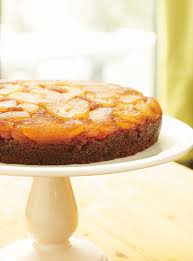 Gateau Renverse Aux Pommes Dans Une Casserole Ricardo Recipe Perfect Cake Recipe Upside Down Cake Cake Recipes