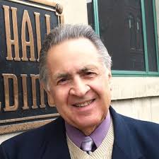 Frank Beach (@frankbeach10)